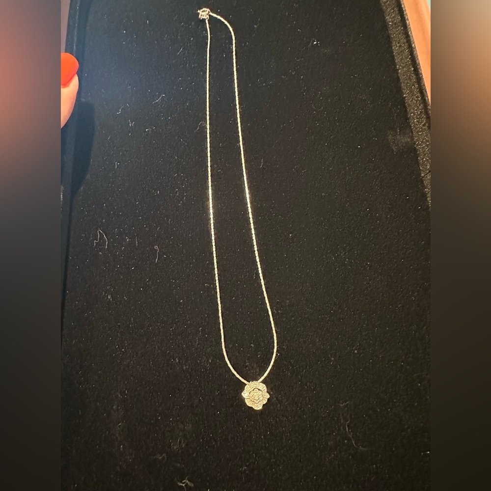 14K white gold necklace with diamonds